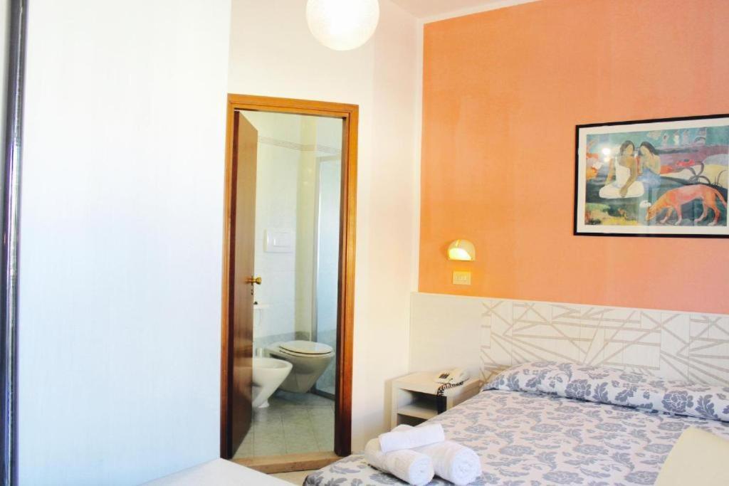 Hotel President Cesenatico Esterno foto