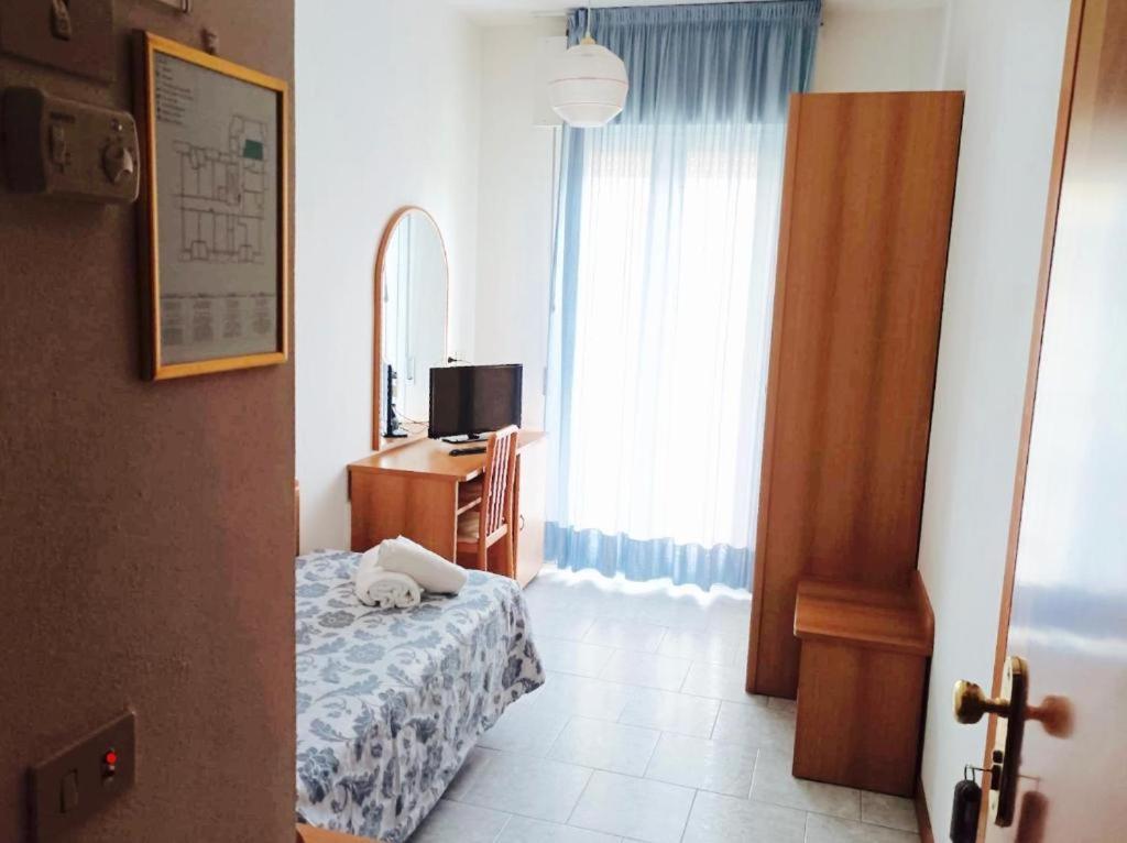 Hotel President Cesenatico Esterno foto