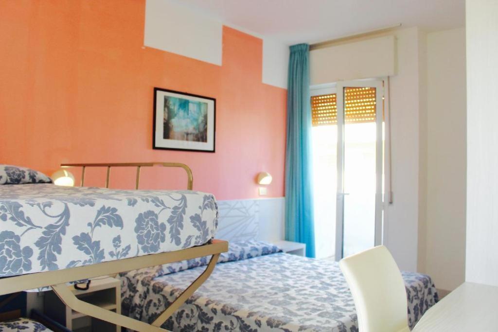 Hotel President Cesenatico Esterno foto